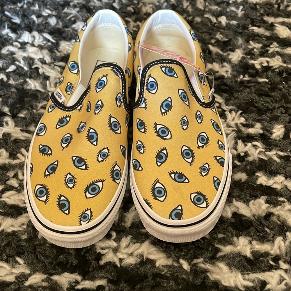 Slip on vans - Looking glass